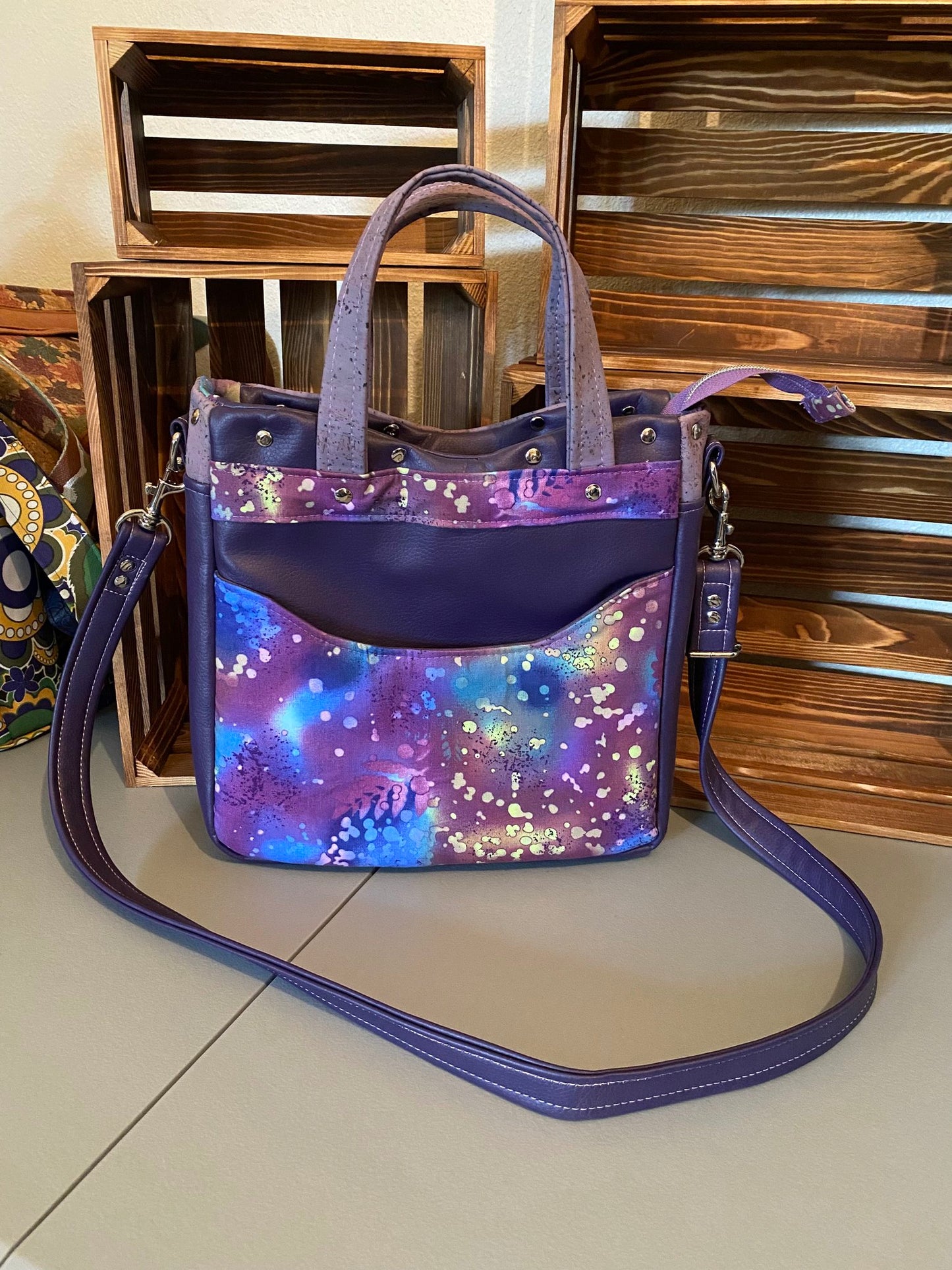 Kensley Tote (approximately 11" x 11" x 4")